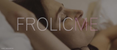 FrolicMe Julia North And Silvia Sin Writers Block