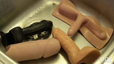 EuroGirlsOnGirls Brittany Bardot And Blanche Bradburry Toy Story