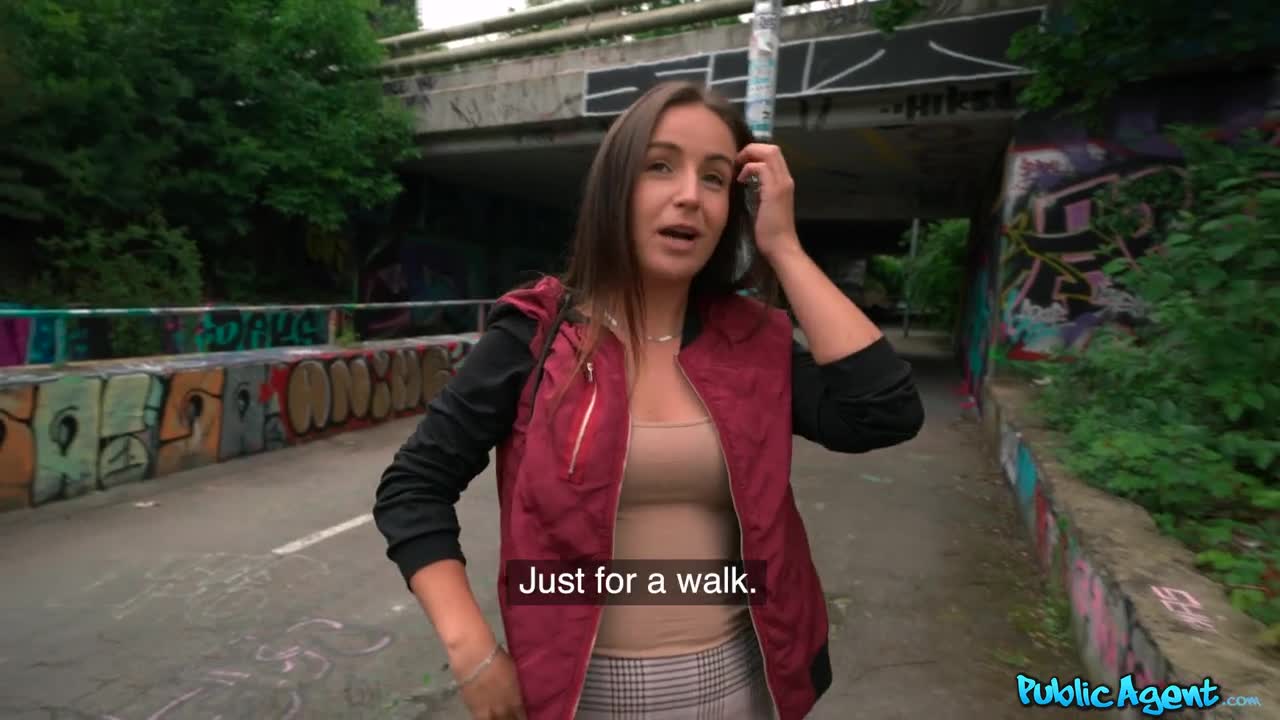 PublicAgent Lenna Ross - Porn video | ePornXXX