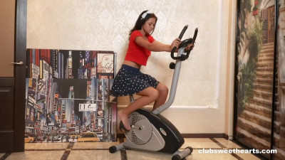 ClubSweethearts Tarre Hungry Pussy After Workout