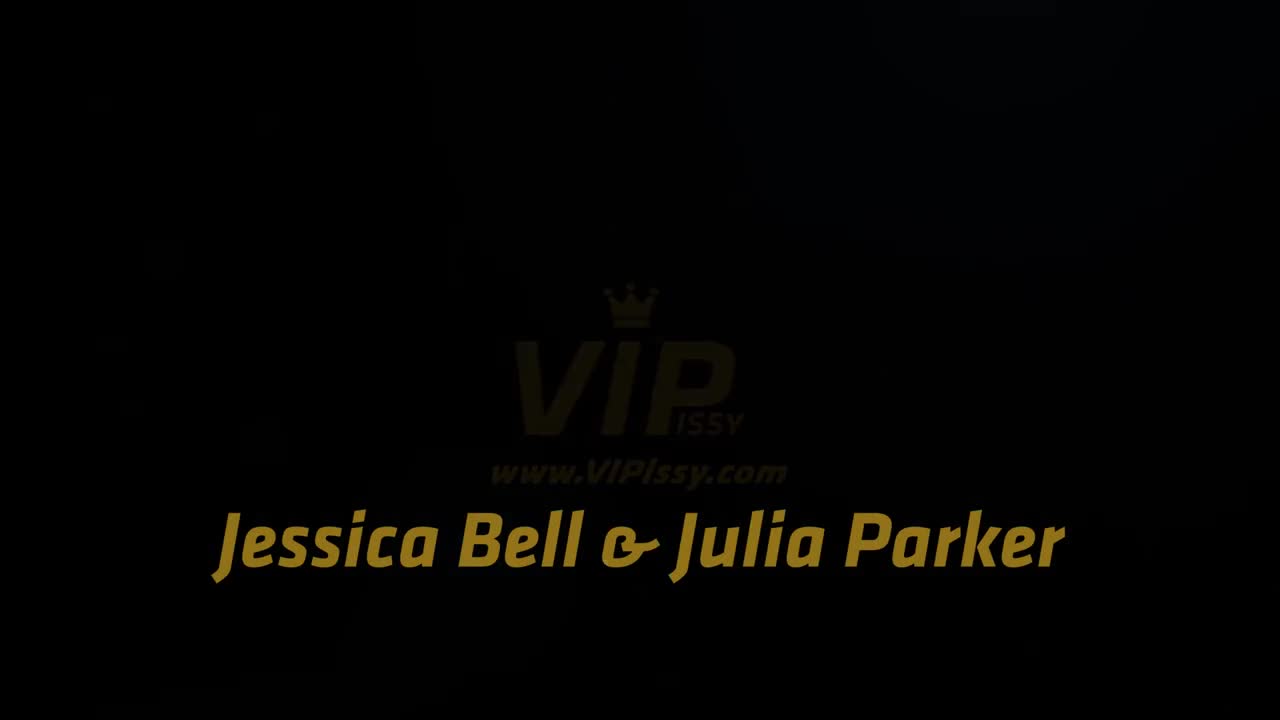 VIPissy Jesica Bell And Julia Parker The Messy Masseuse - Porn video | ePornXXX