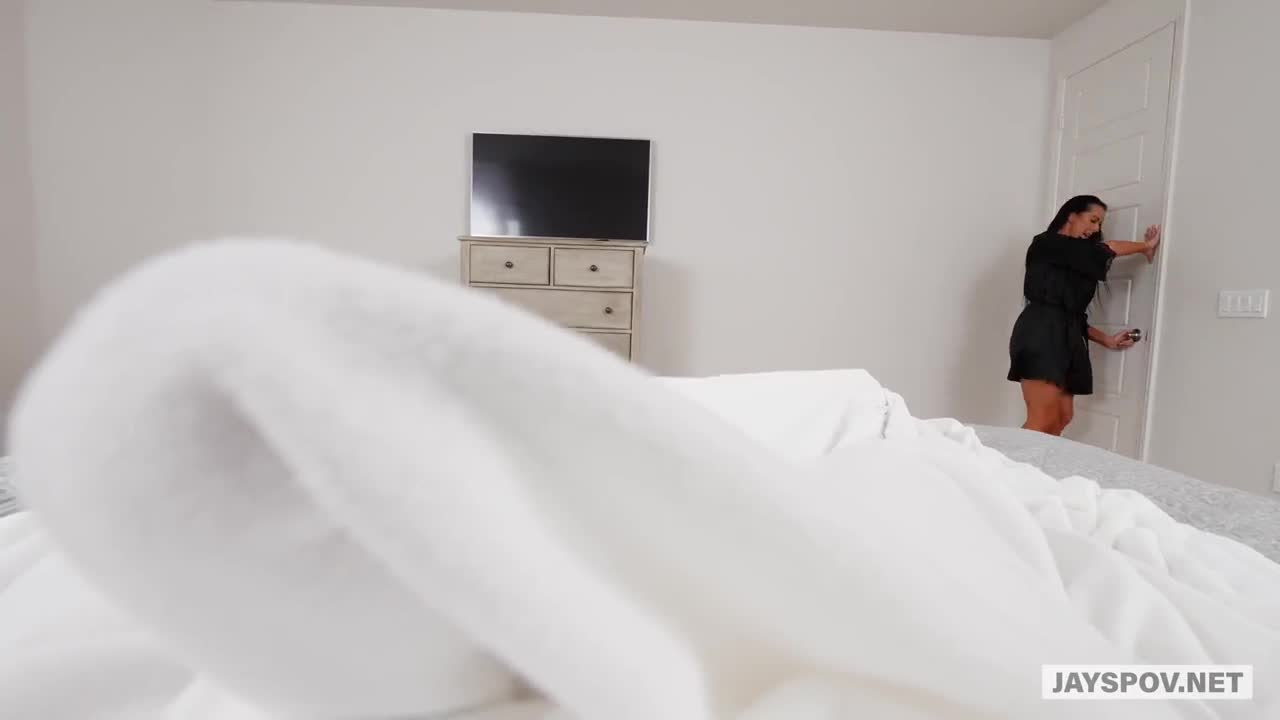 JaysPOV Texas Patti Hot Step Mom Starts Her Day With A Good Fuck - Porn video | ePornXXX