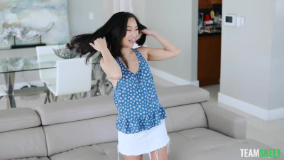 EtraSmall Kimmy Kim Tiny Wild Ride WRB
