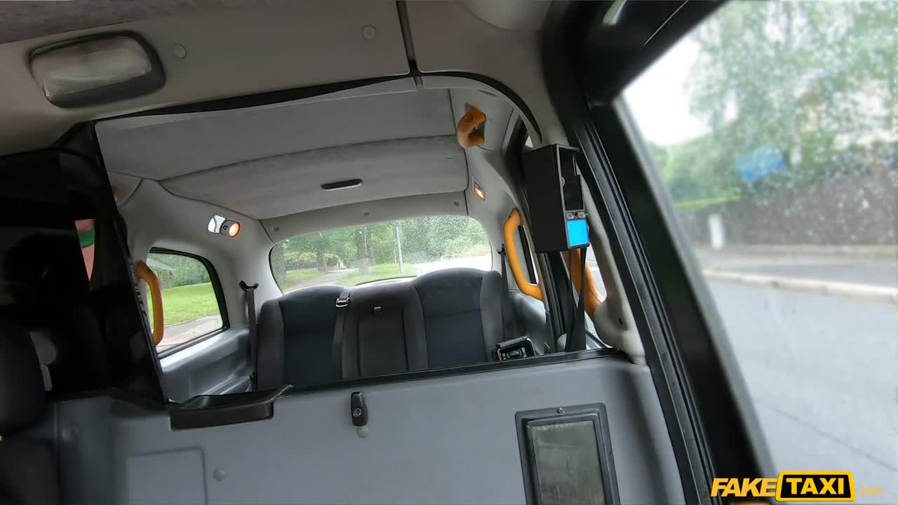 FakeTaxi Venera Maxima WRB - Porn video | ePornXXX