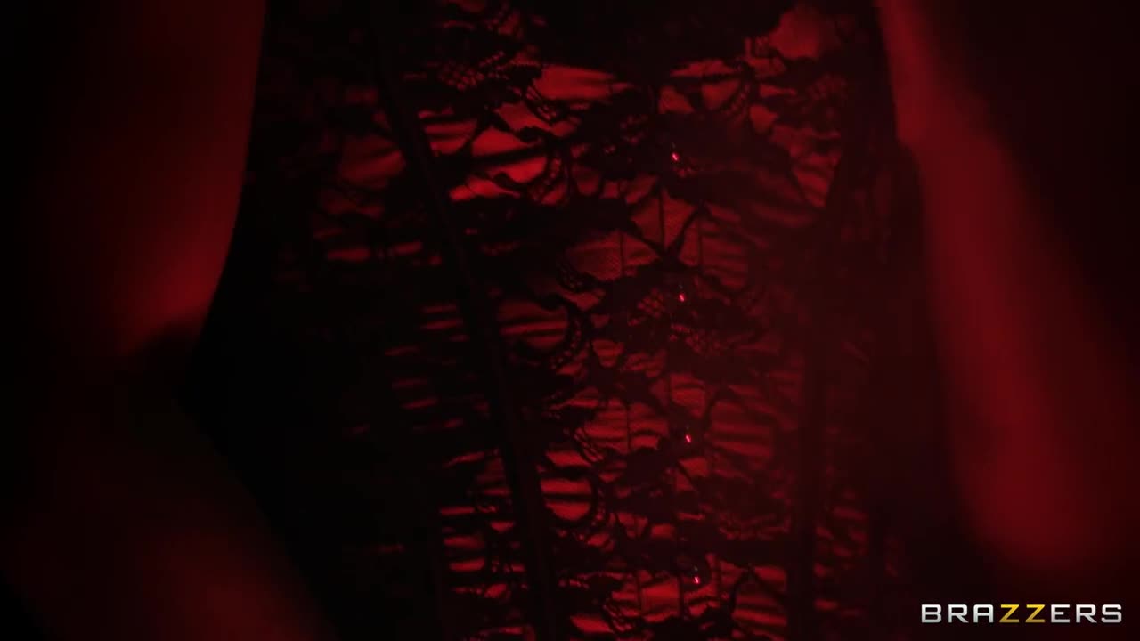 BrazzersExxtra Best Of Brazzers Happy Halloween - Porn video | ePornXXX