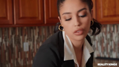 LookAtHerNow Vanessa Sky Selling Everything