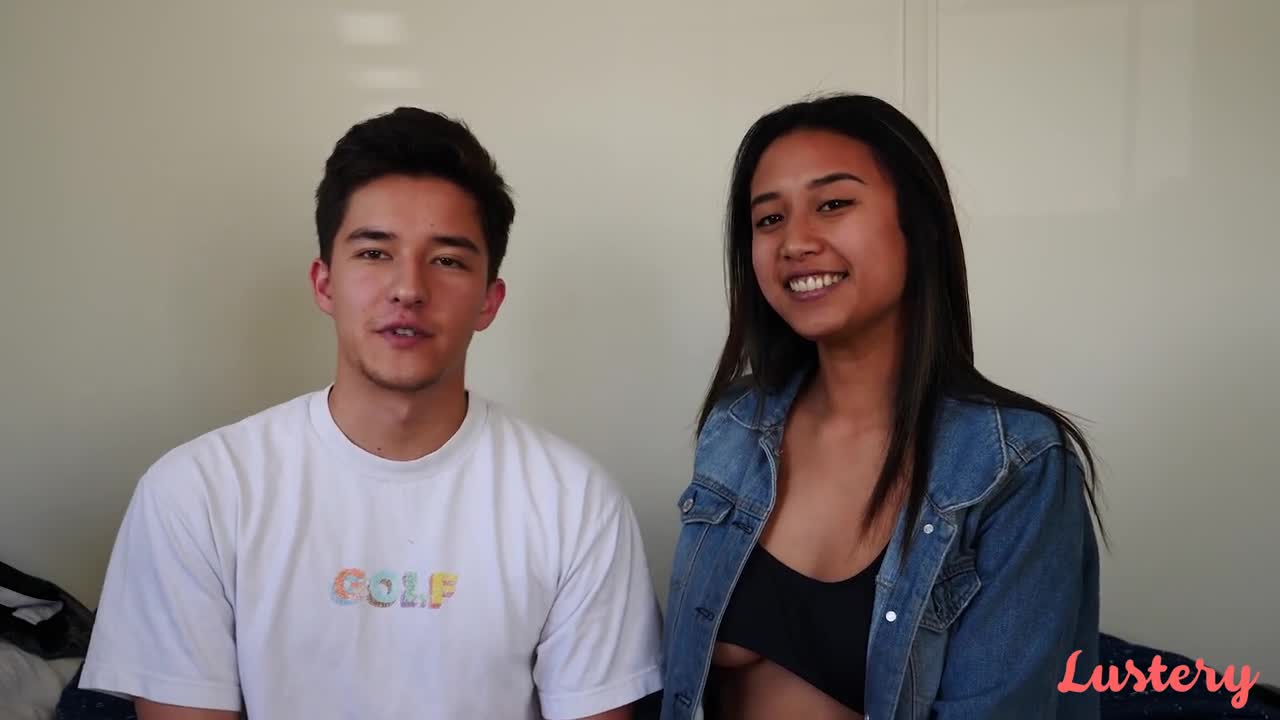 Lustery E Isla And Oliver Cozying Up - Porn video | ePornXXX