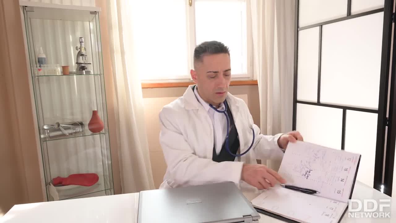 HandsOnHardcore Isabelle Deltore Anal Therapy For Australian Beauty - Porn video | ePornXXX