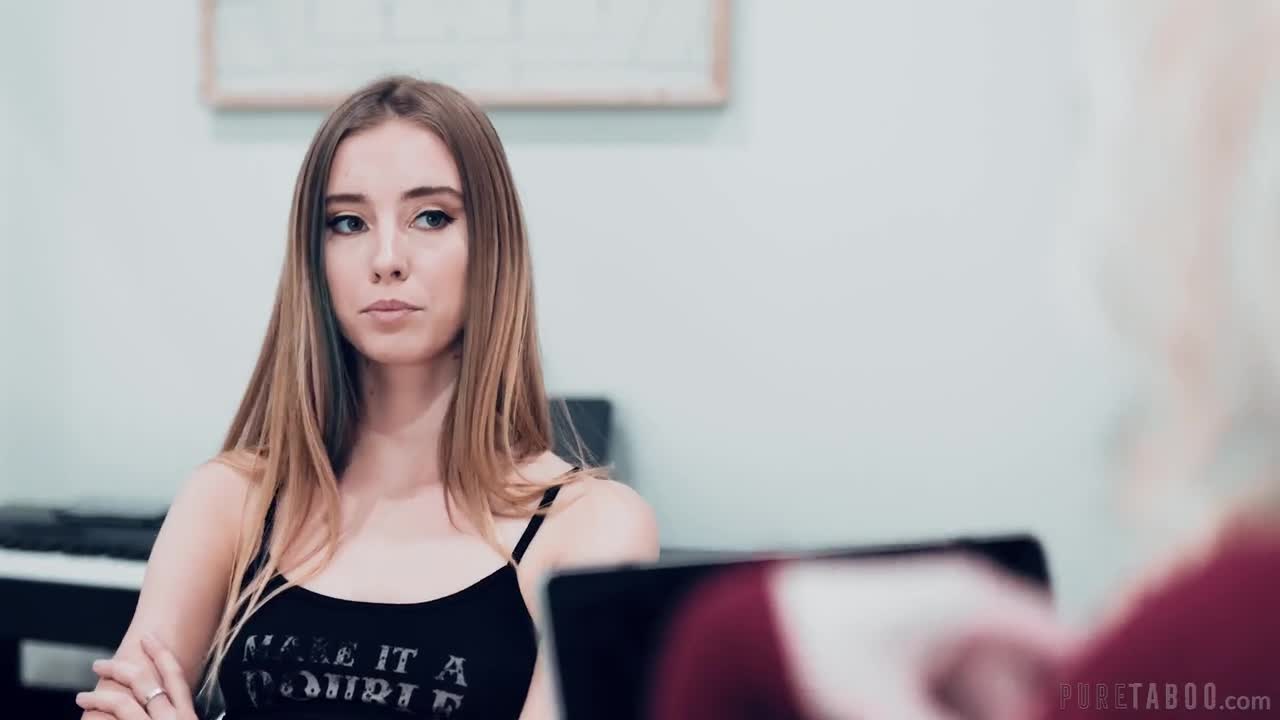 PureTaboo Haley Reed And Tasha Reign A Guest In Her Home - Porn video | ePornXXX