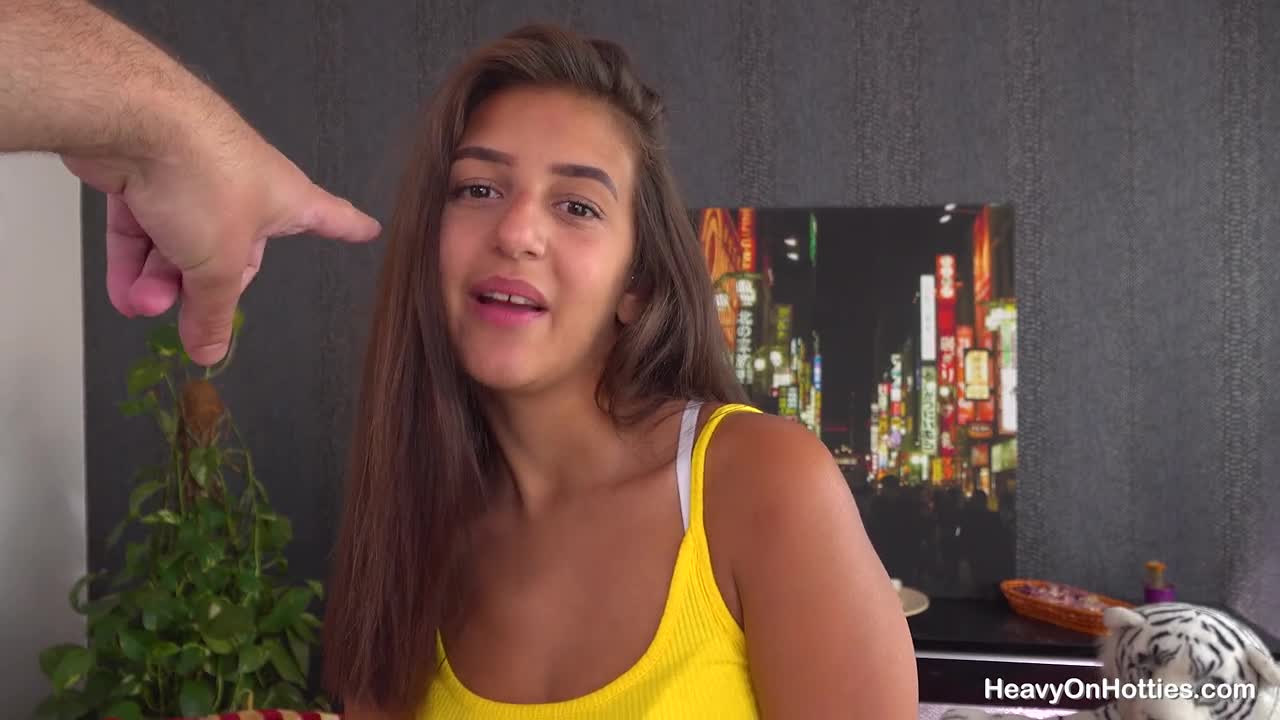 HeavyOnHotties Anna Spencer New Teen Star - Porn video | ePornXXX