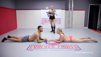 EvolvedFights Riley Reyes Arm Wrestling WEIRD