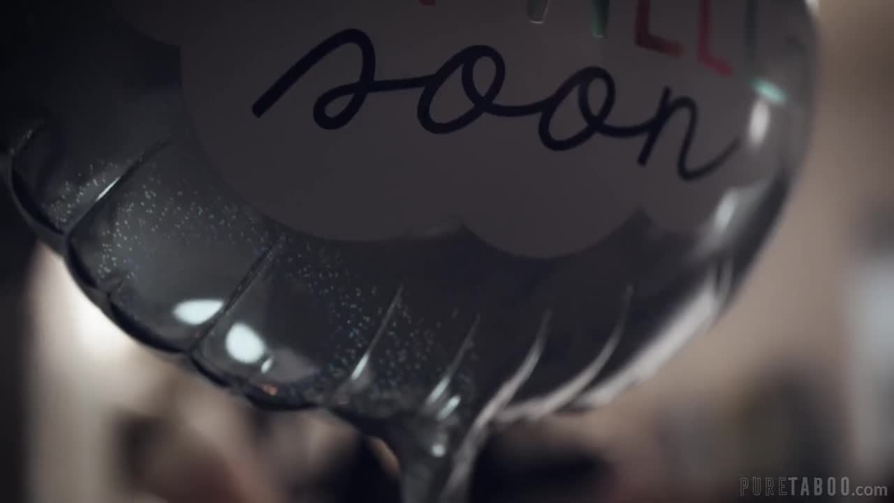 PureTaboo Kit Mercer Moms Helping Hand - Porn video | ePornXXX