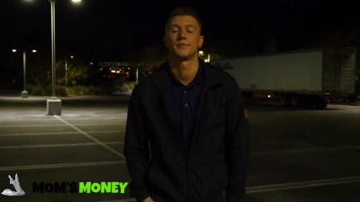 MomsMoney Richelle Ryan