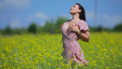 Stunning Sumiko On The Meadow In Summer