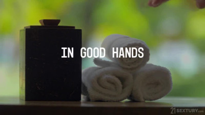 PixAndVideo Henna Ssy In Good Hands
