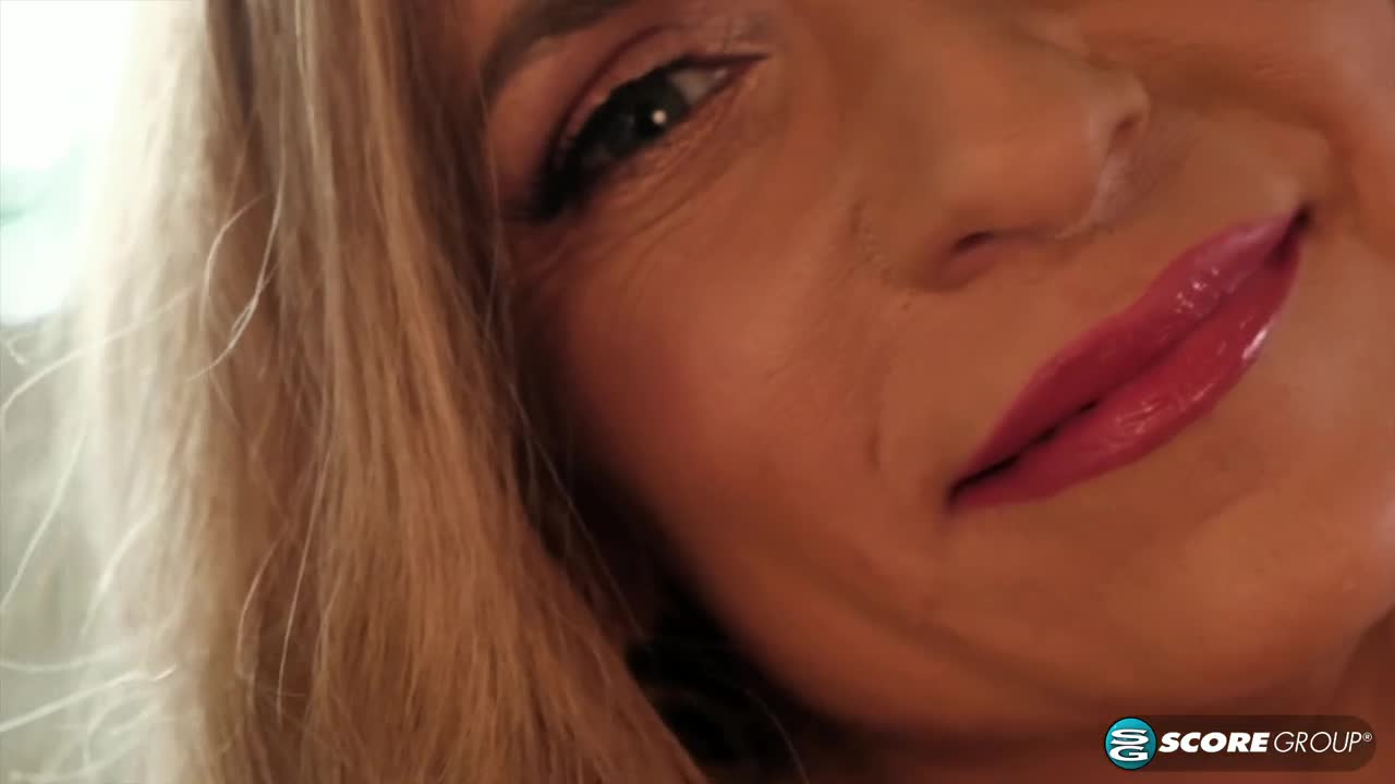 PornMegaLoad Kenzi Fox Gaping Pussy And Fuck Toy Show - Porn video | ePornXXX