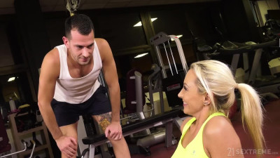 LustyGrandmas Szandi A Very Personal Trainer