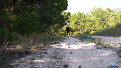 Nubiles Trasy Fit Babe Forest Fun