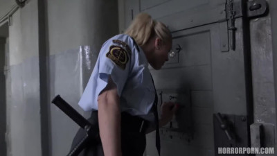 HorrorPorn E Hell In Jail WEIRD
