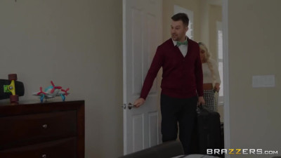 BrazzersExxtra Carmen Caliente Horny For The Holidays Part