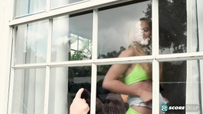 PornMegaLoad Scarlett Fall Blowjob Queen