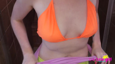 LANewGirl Aria Carson Shower
