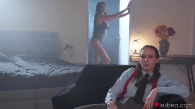 Lesbea Mia Trejsi And Gina Snow