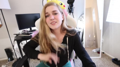 ManyVids Jaybbgirl Cheating With The College Girl