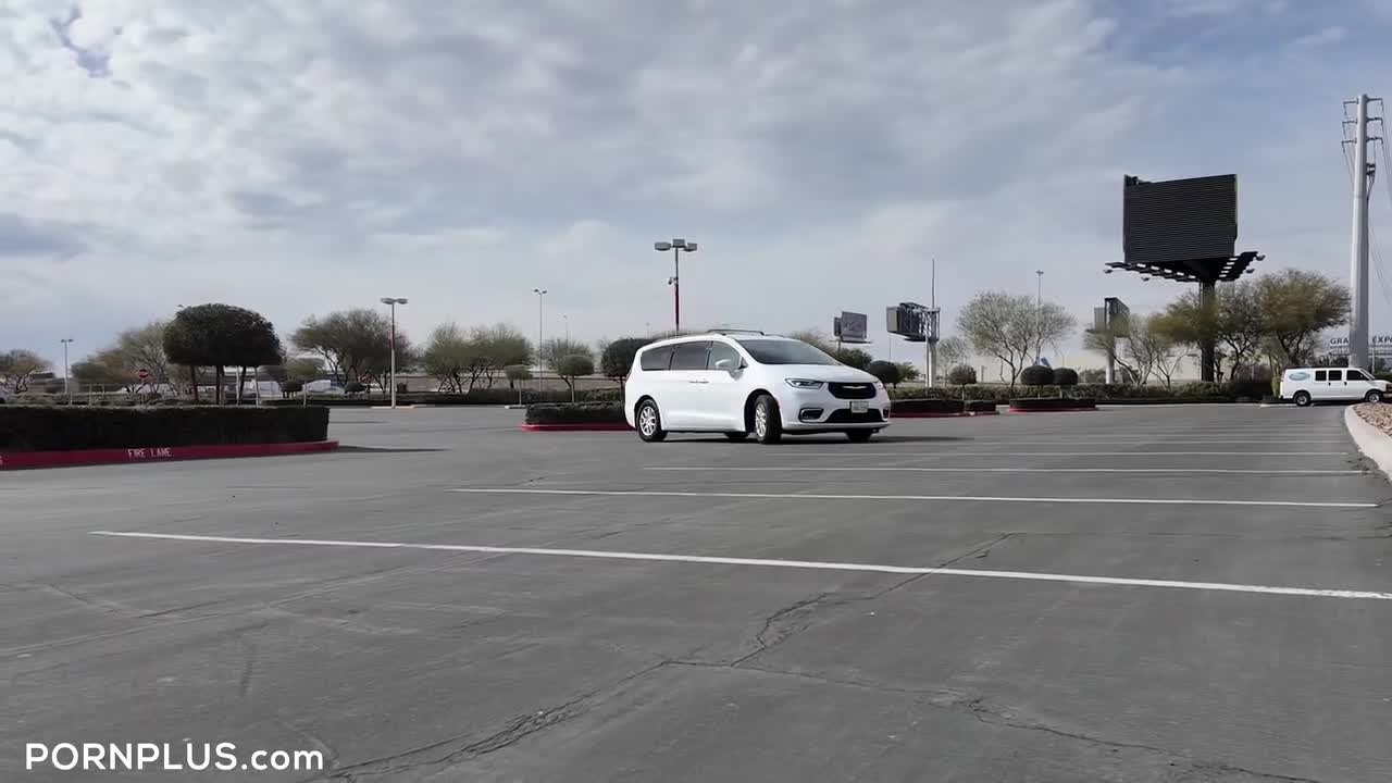 PornPlus Aubry Babcock Rideshare Exhibitionist - Porn video | ePornXXX