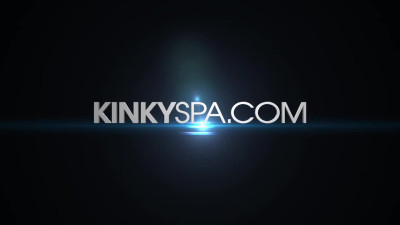 KinkySpa Alexa Payne