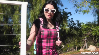 Spizoo Raven Lane Utilizes Her Pussy Pounding Plan B