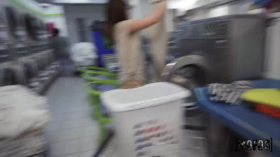 Mofos Nikki Mars Lewd Laundry