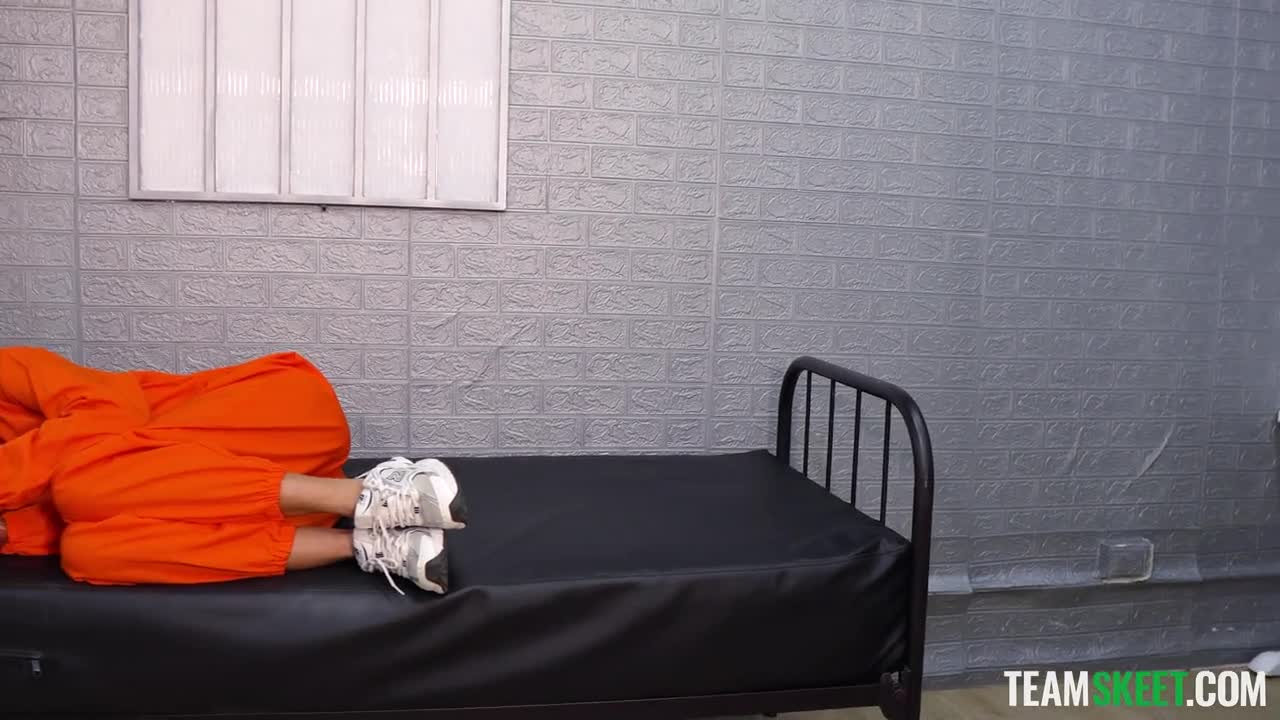 OyeLoca Kloe Kooper Sucking And Fucking Behind Bars WRB - Porn video | ePornXXX
