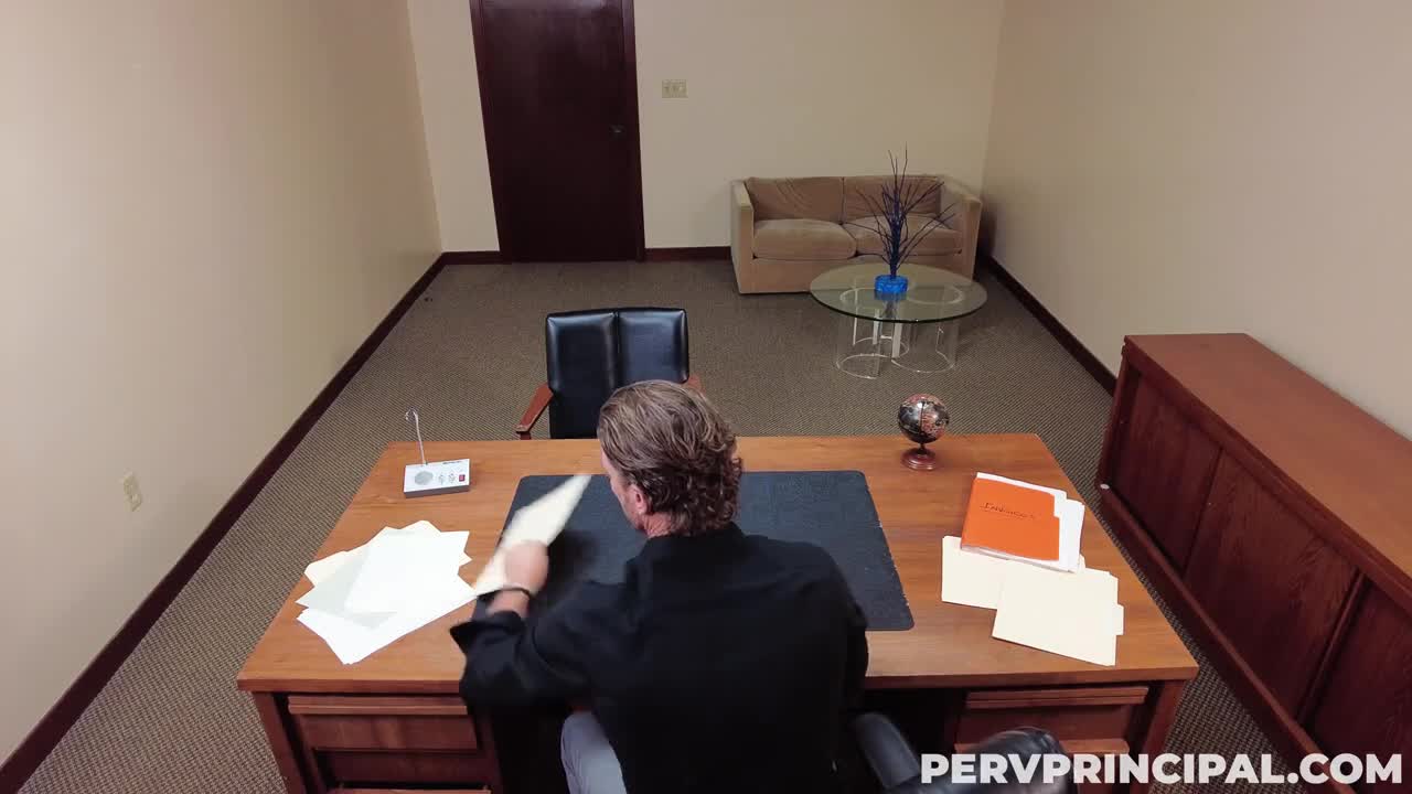 PervPrincipal Essie Got Back Her Husband Will Never Know WRB - Porn video | ePornXXX