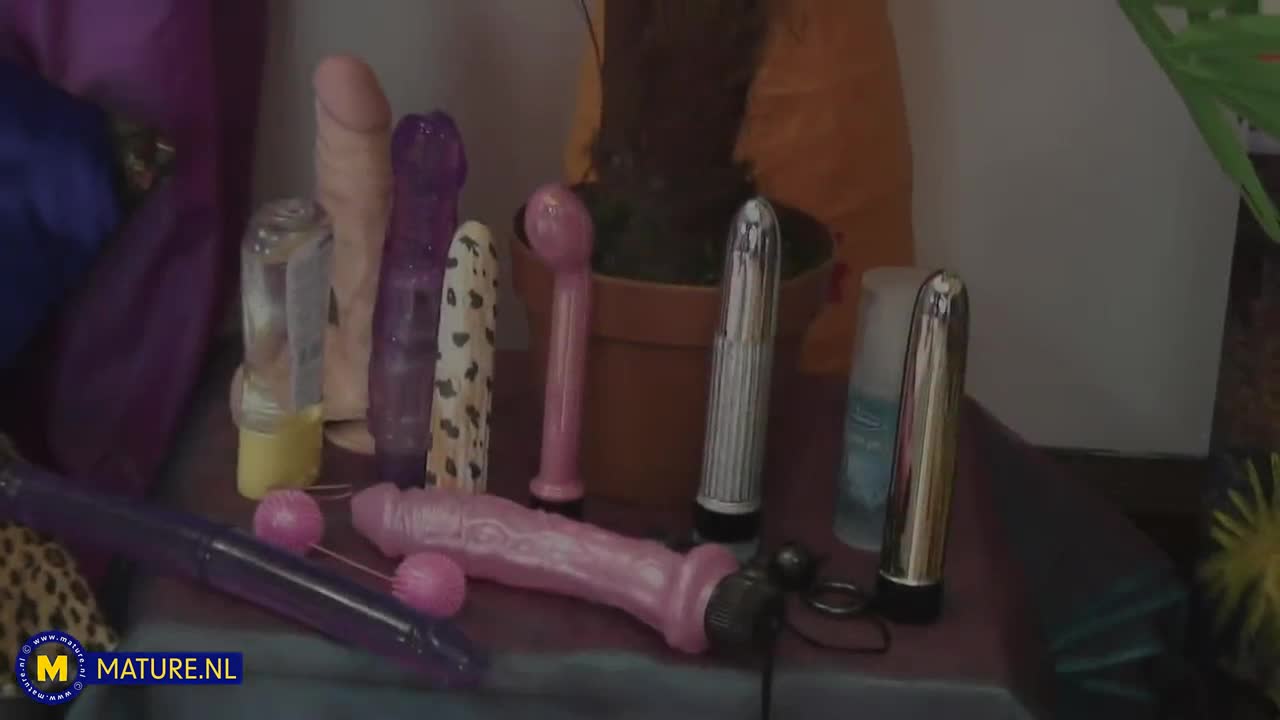 MatureNL.23.06.07.Wanda.Lea.XXX.1080p.HEVC.x265.PRT - Porn video | ePornXXX