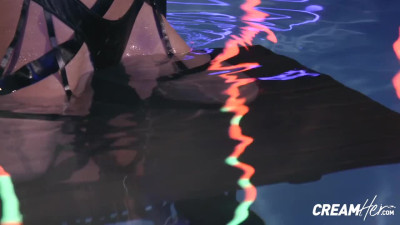 CreamHer.22.06.21.Zuzu.Sweet.XXX.1080p.HEVC.x265.PRT